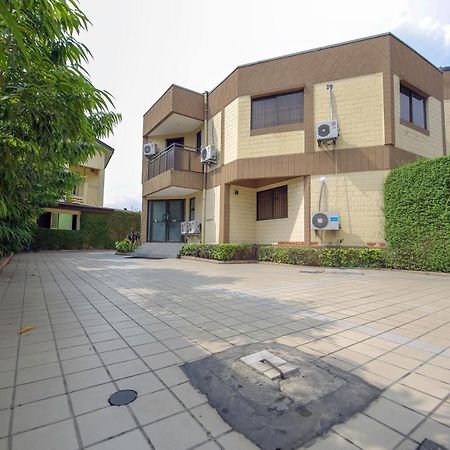 KSF Place Alaka Lagos Dış mekan fotoğraf