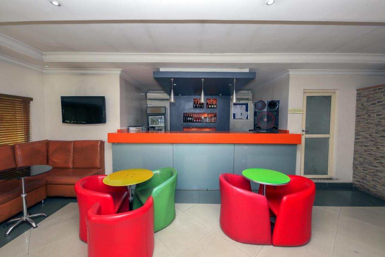 KSF Place Alaka Lagos Dış mekan fotoğraf