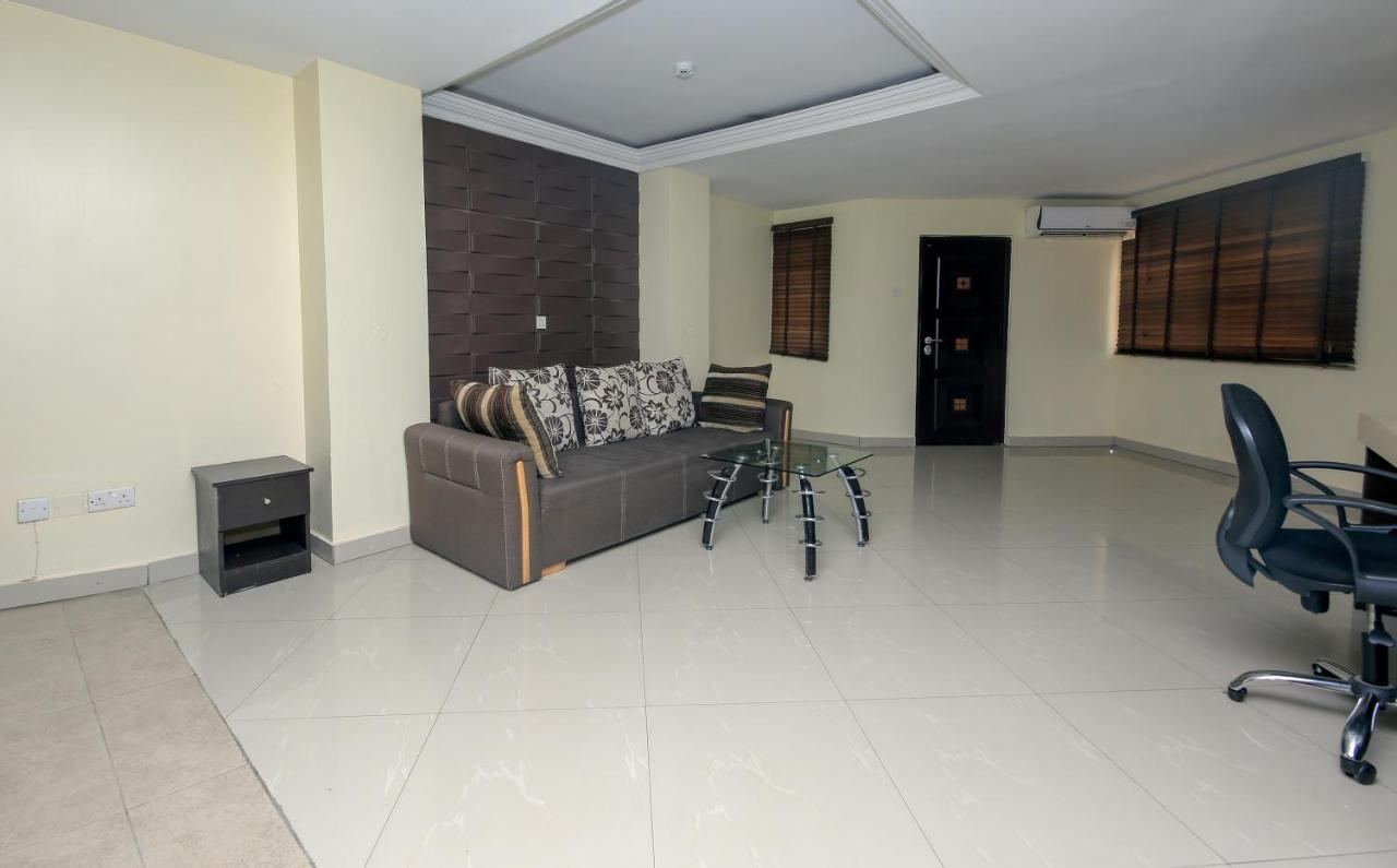 KSF Place Alaka Lagos Dış mekan fotoğraf
