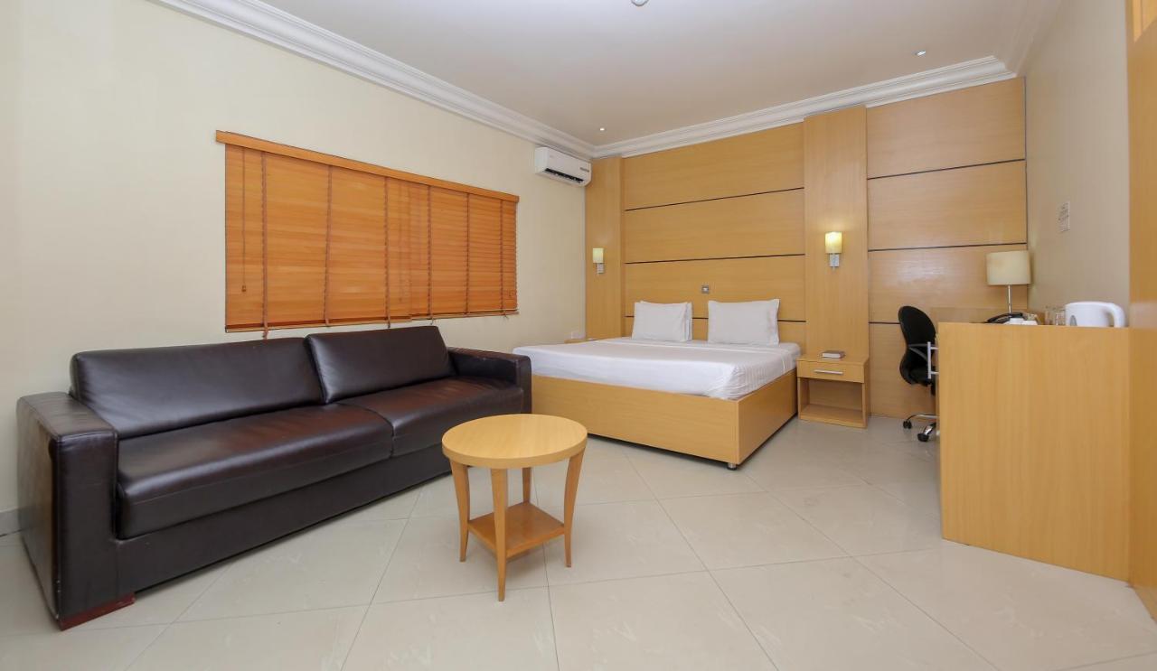 KSF Place Alaka Lagos Dış mekan fotoğraf